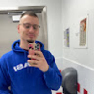 Meet your Posher, Lee